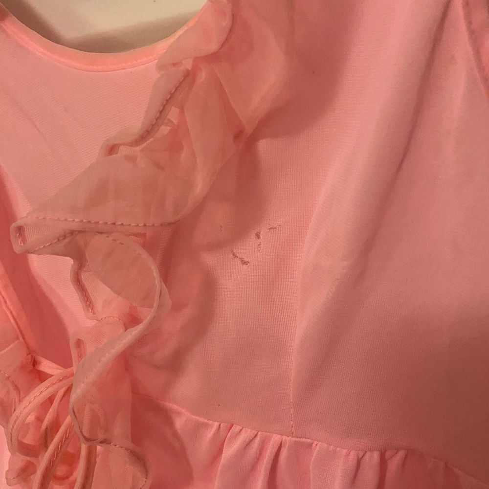 Pink Ruffled Sleeveless Top - Picture 2 of 4
